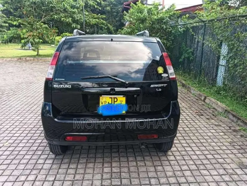 Suzuki Swift 2002 Car (Used)
