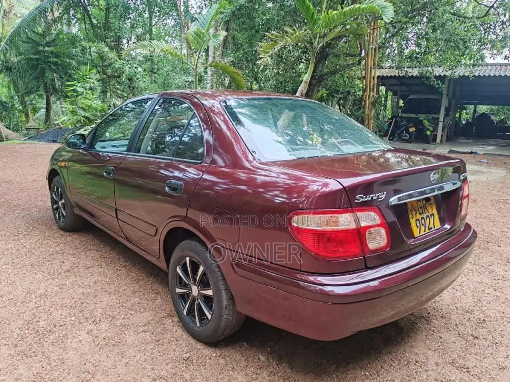Nissan N16 Sunny 2002 Car (Used)