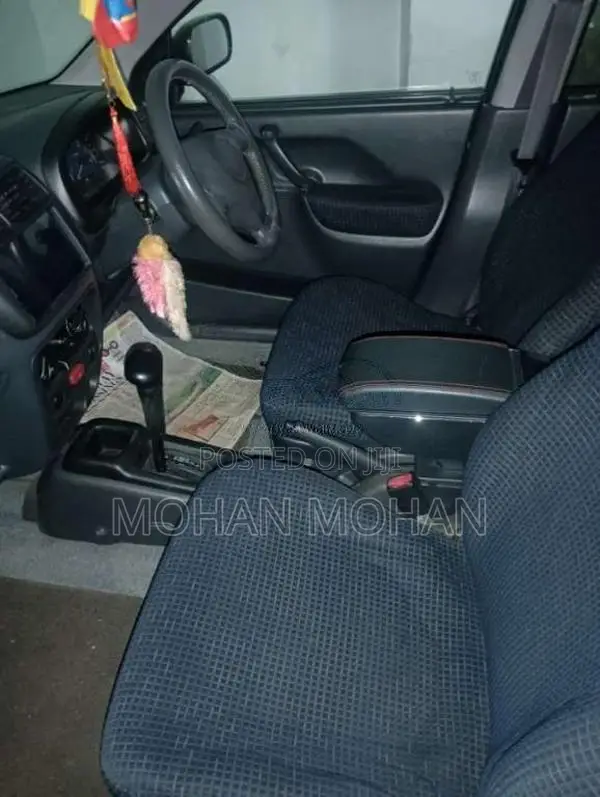 Suzuki Swift 2002 Car (Used)