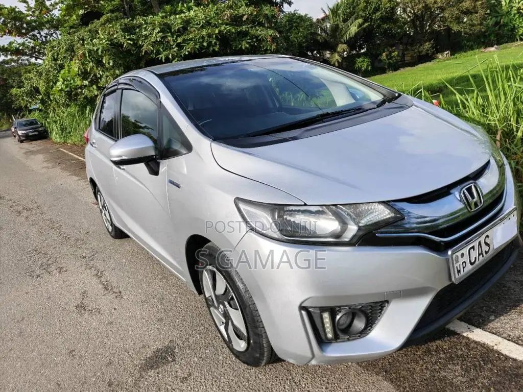 Honda Fit GP5 L Grade 2015 Car (Used)