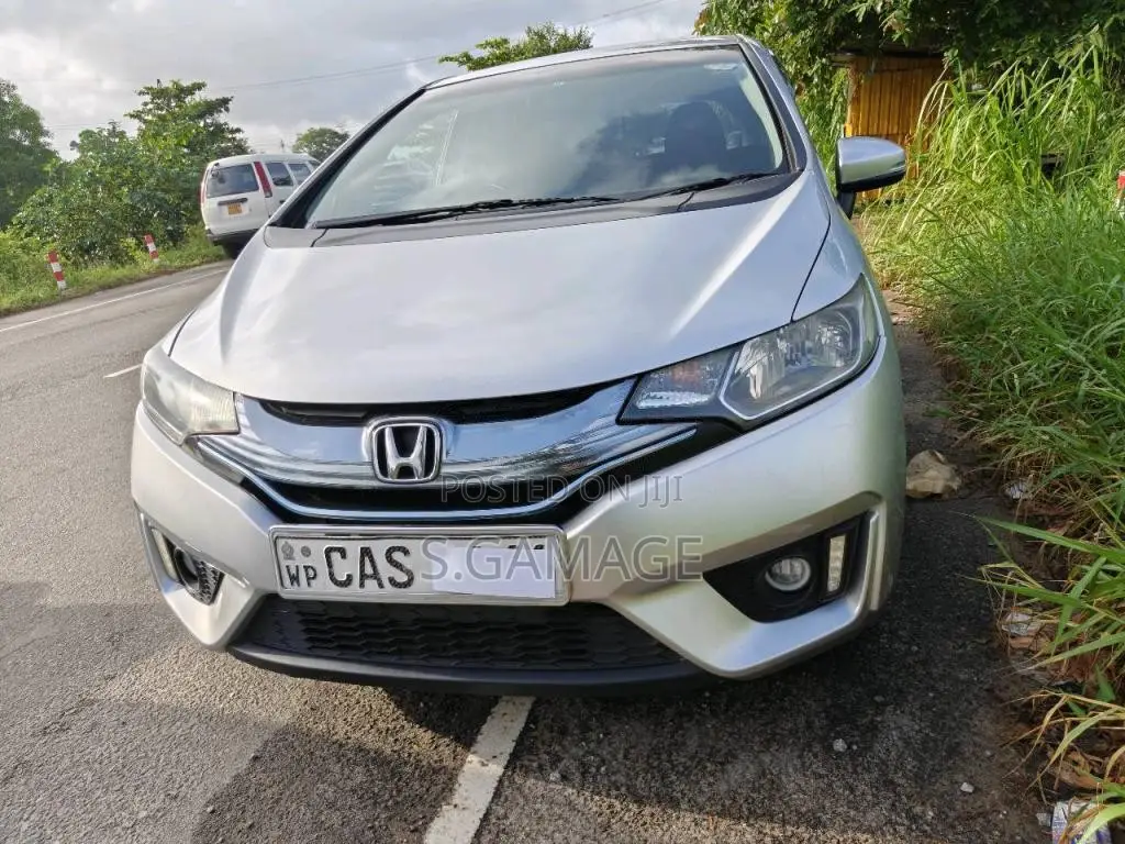 Honda Fit GP5 L Grade 2015 Car (Used)