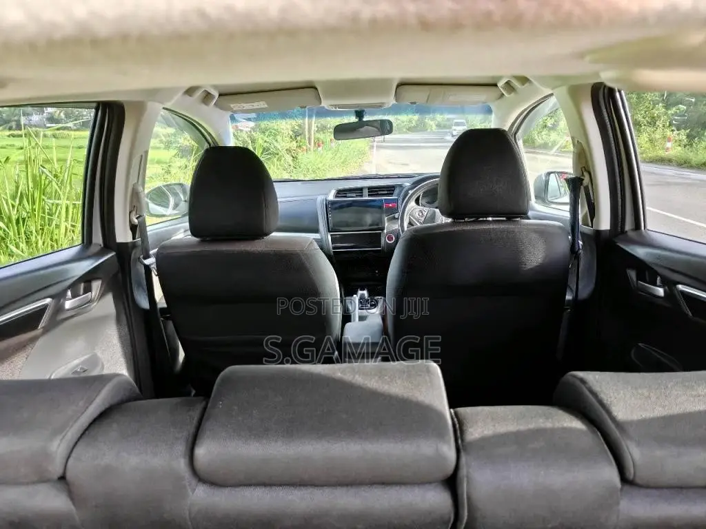Honda Fit GP5 L Grade 2015 Car (Used)