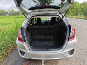 Honda Fit GP5 L Grade 2015 Car (Used)