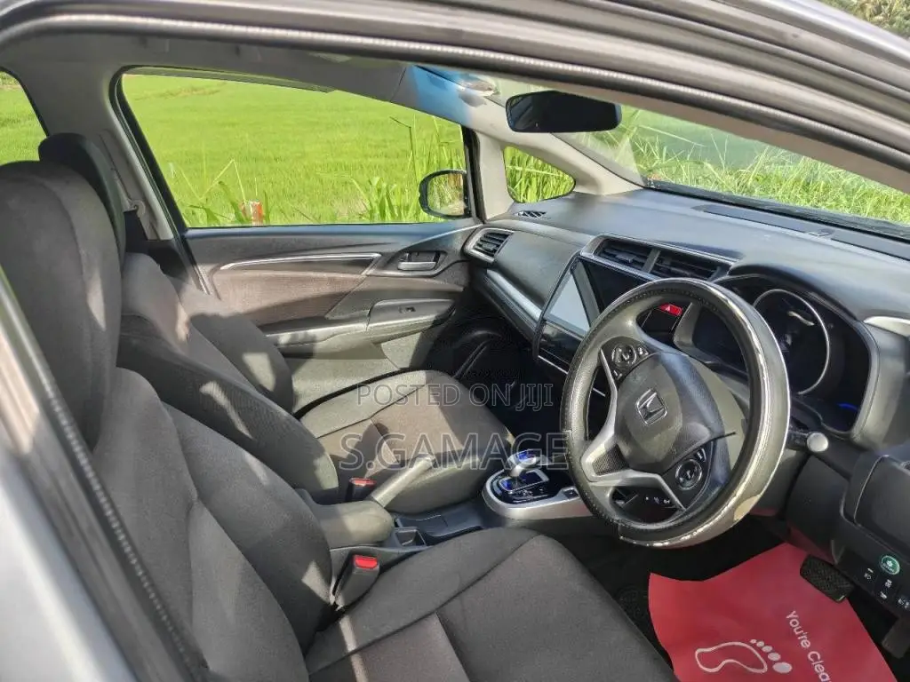Honda Fit GP5 L Grade 2015 Car (Used)