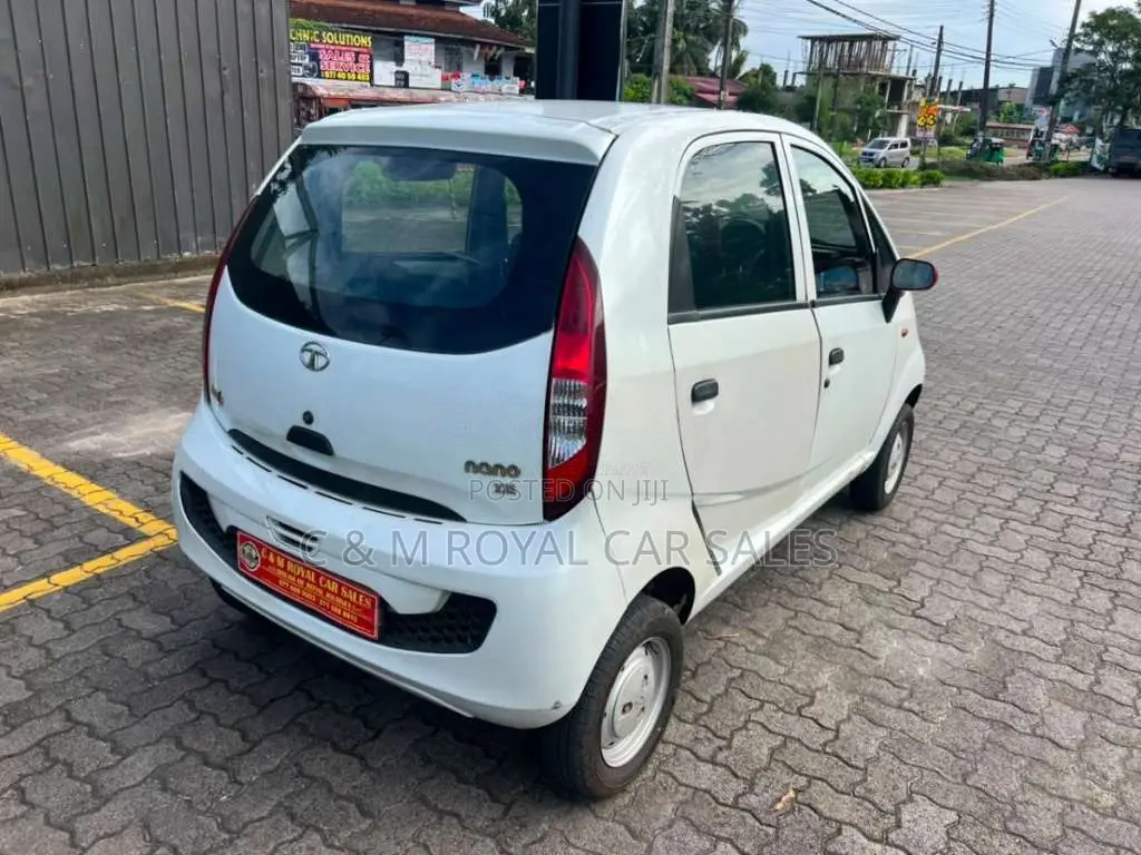 Tata Nano 2016 Car (Used)