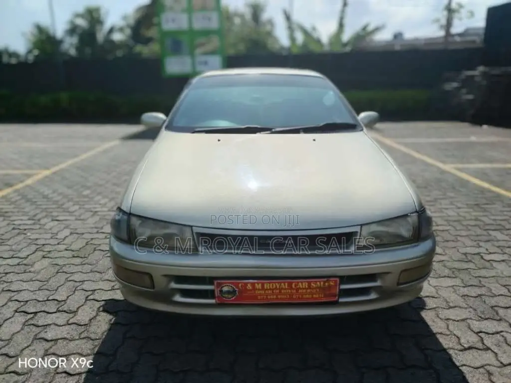 Toyota Carina 1996 Car (Used)