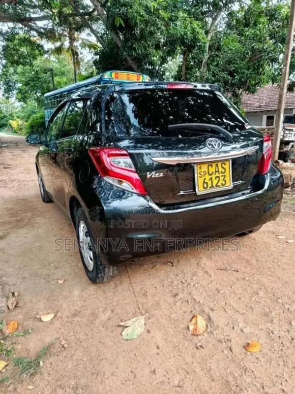 Toyota Vitz 2014 Car (Used)