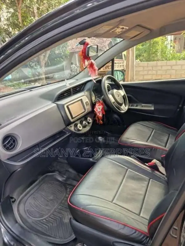 Toyota Vitz 2014 Car (Used)