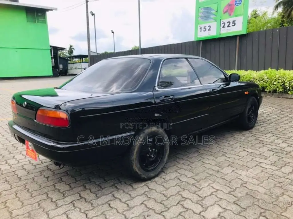 Nissan Presea 1990 Car (Used)