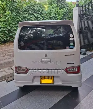 Suzuki Wagon R FZ 2017 Car (Used)