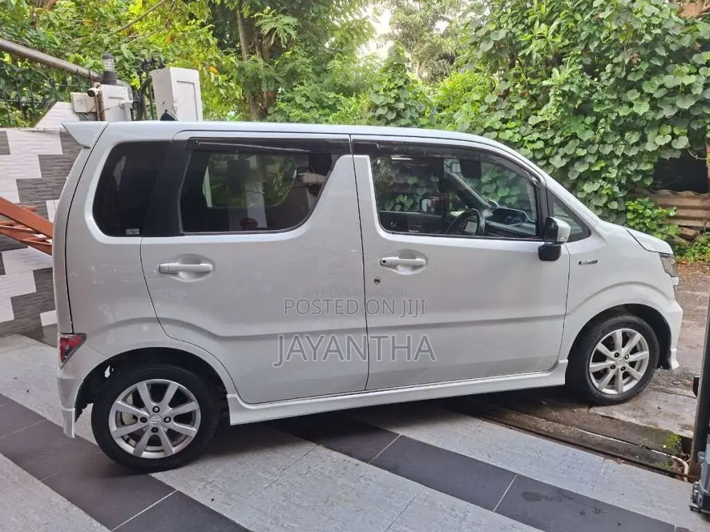 Suzuki Wagon R FZ 2017 Car (Used)
