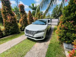 Toyota Premio 2016 Car (Used)