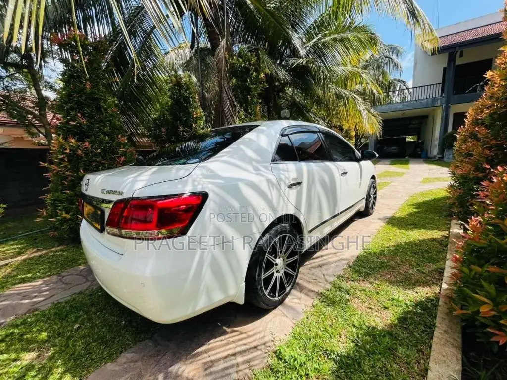 Toyota Premio 2016 Car (Used)