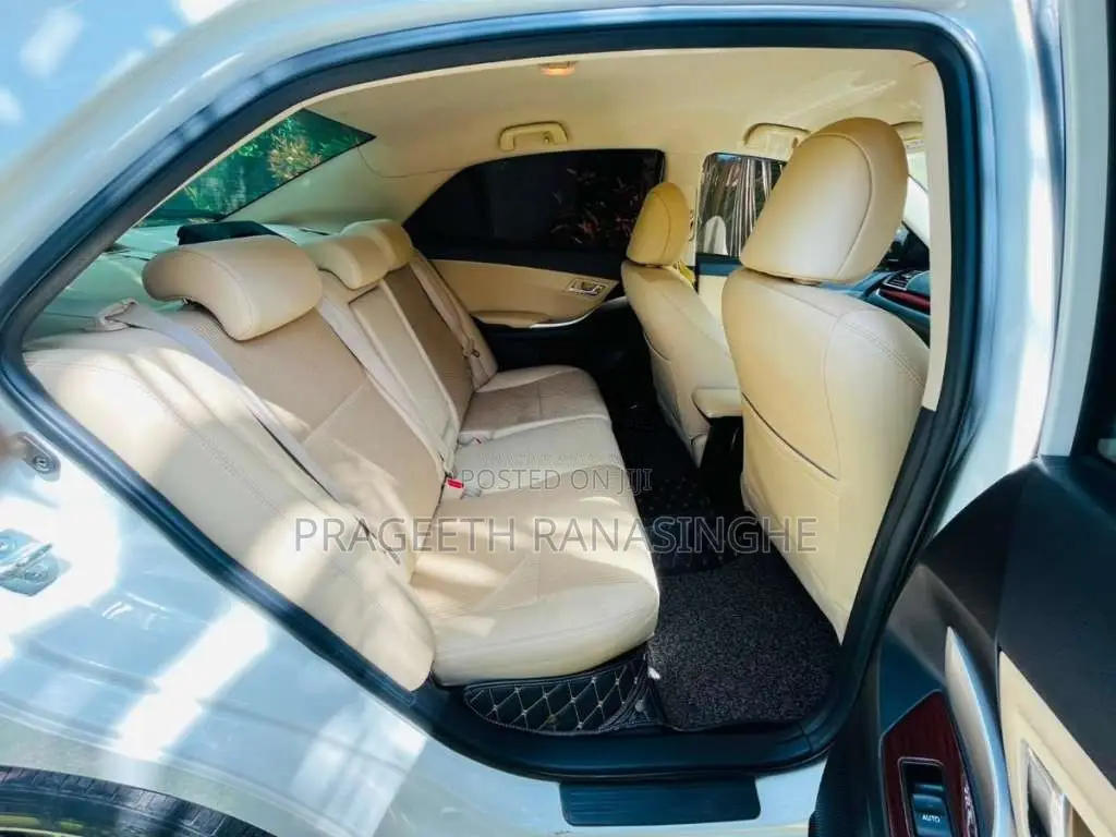 Toyota Premio 2016 Car (Used)
