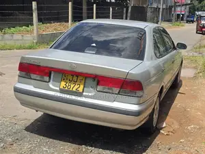Nissan FB15 2001 Car (Used)