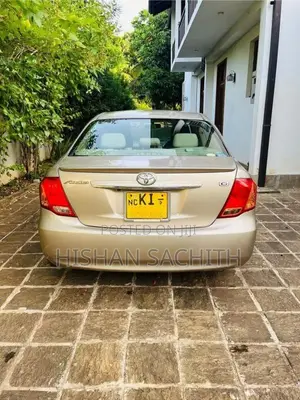 Toyota Axio 2010 Car (Used)