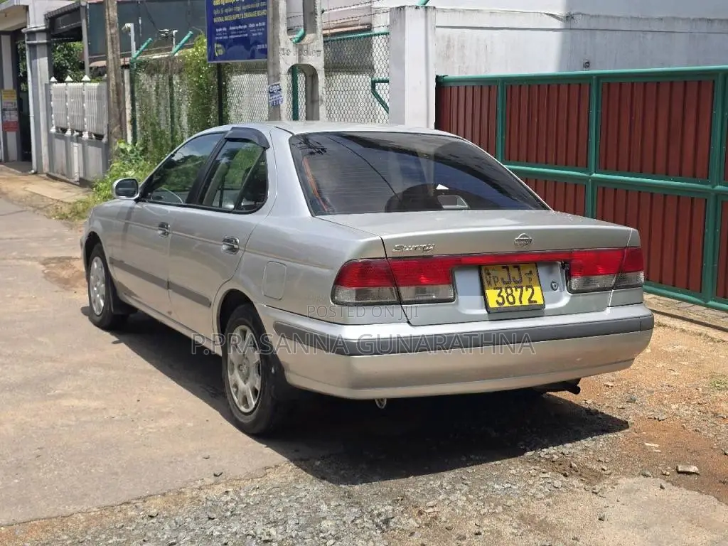 Nissan FB15 2001 Car (Used)