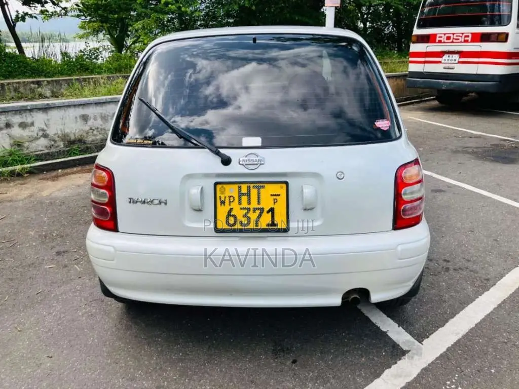 Nissan March K11 2000 Car (Used)