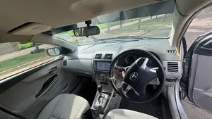Toyota Axio 2011 Car (Used)