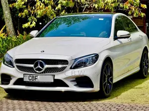 Mercedes-Benz C200 2018 Car (Used)