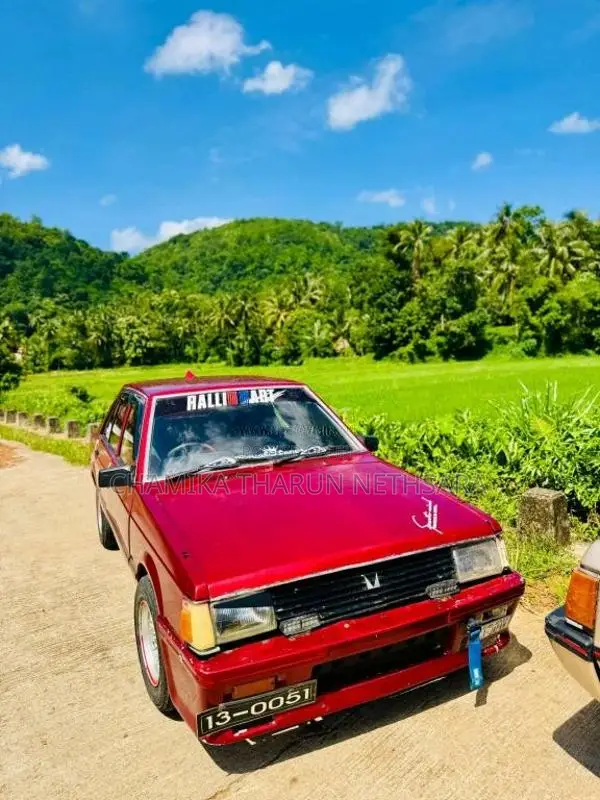 Mitsubishi Lancer Box 1980 Car (Used)