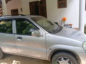 Suzuki Swift 2004 Car (Used)
