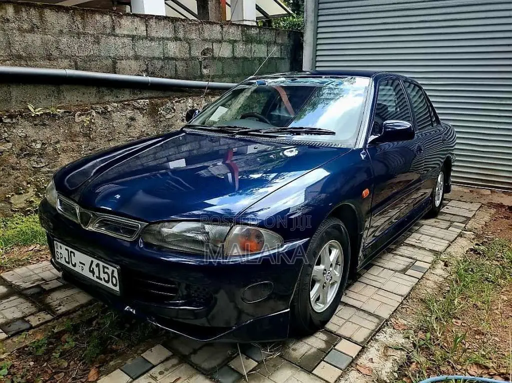 Proton Wira 2004 Car (Used)