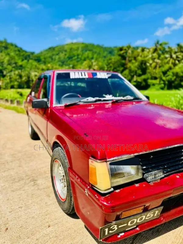 Mitsubishi Lancer Box 1980 Car (Used)