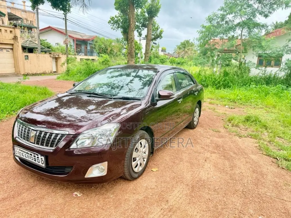 Toyota Premio 2013 Car (Used)