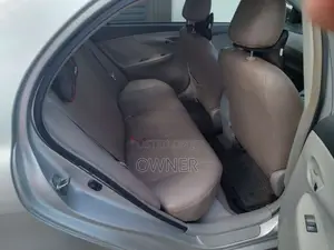 Toyota Axio 2010 Car (Used)