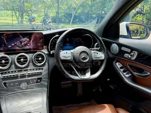 Mercedes-Benz C200 2018 Car (Used)