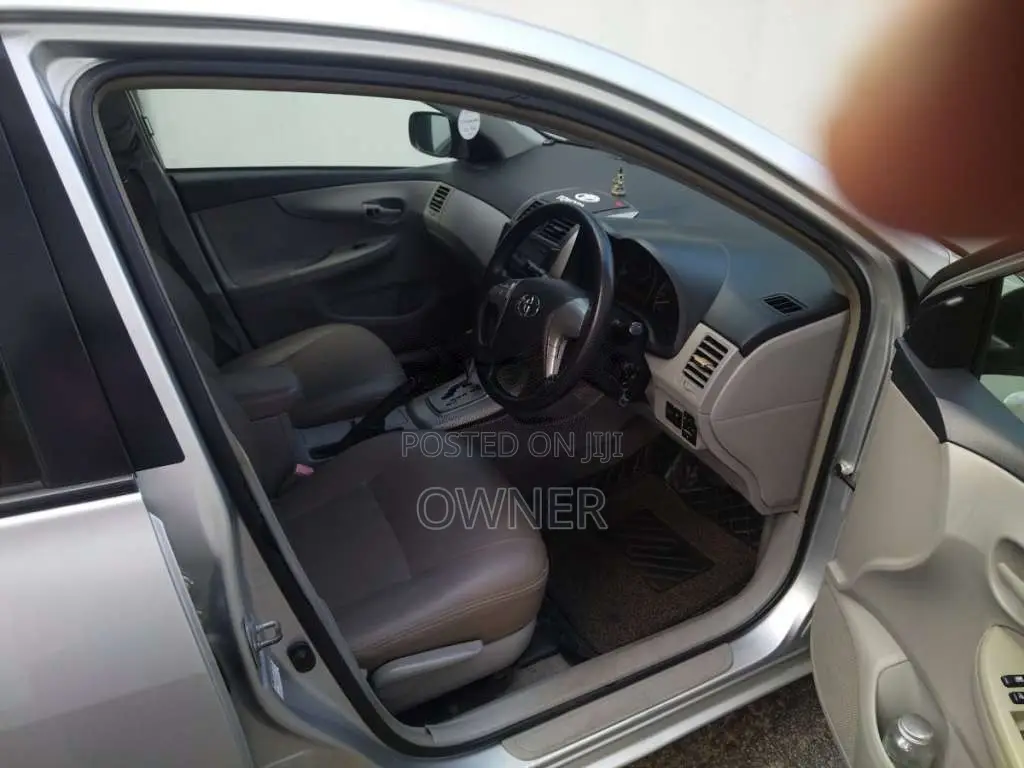 Toyota Axio 2010 Car (Used)