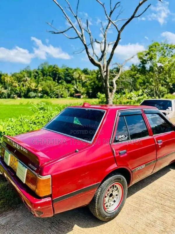 Mitsubishi Lancer Box 1980 Car (Used)