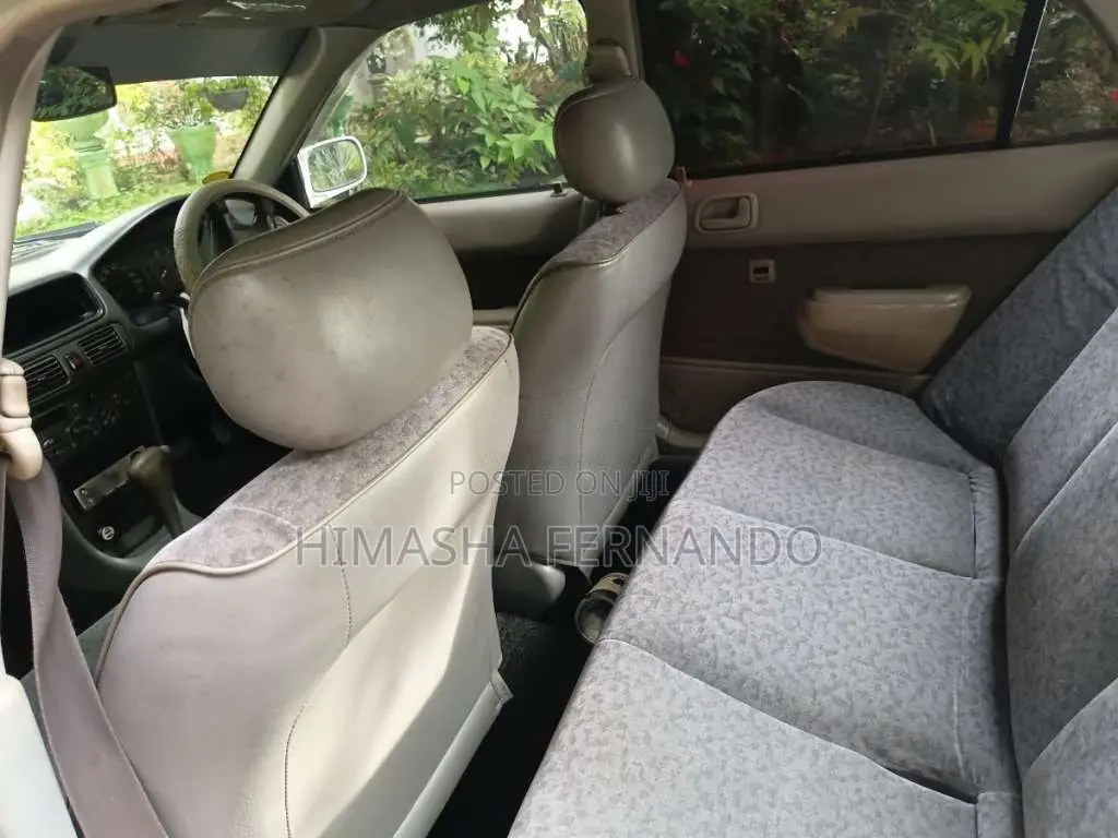 Toyota Corolla 1998 Car (Used)