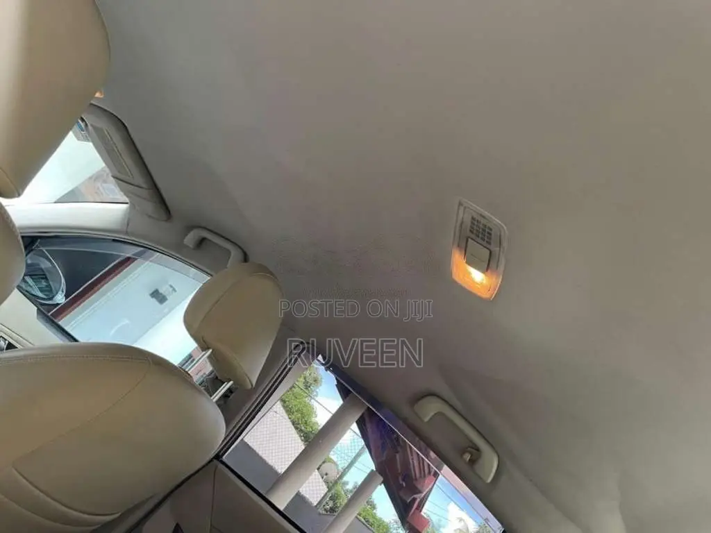 Toyota Premio 2010 Car (Used)