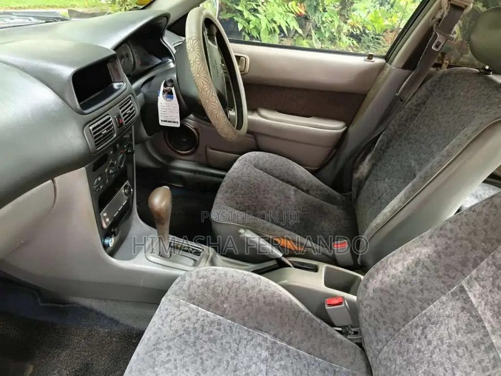 Toyota Corolla 1998 Car (Used)