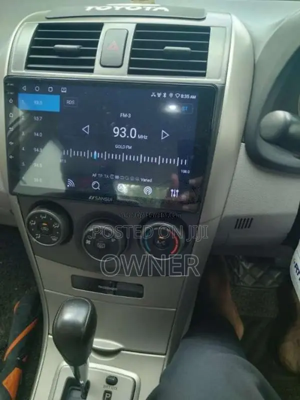 Toyota Axio 2010 Car (Used)