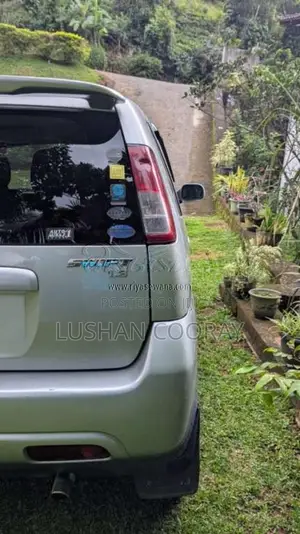 Suzuki Swift 2004 Car (Used)