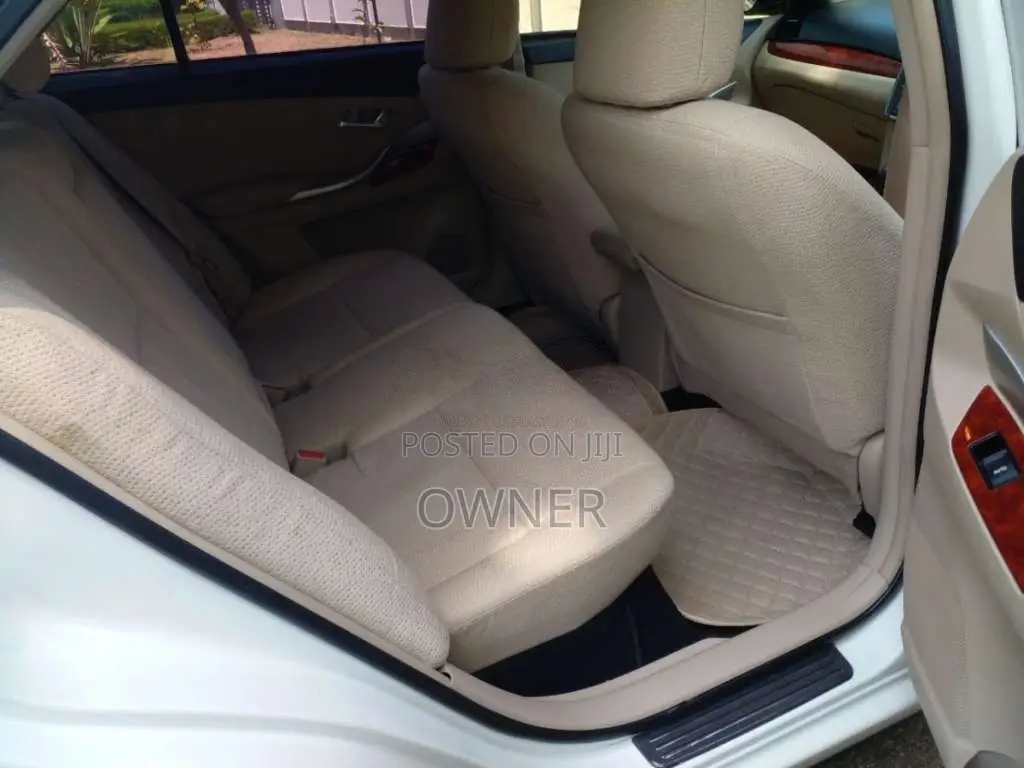 Toyota Premio 2015 Car (Used)