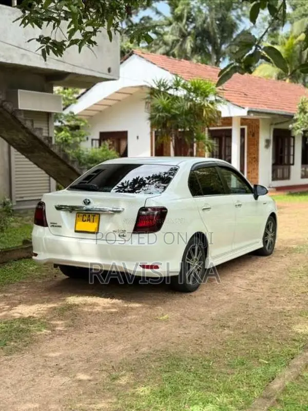 Toyota Axio Wxb 2016 Car (Used)