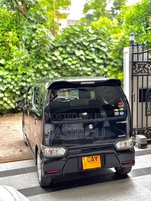 Suzuki Wagon R Stingray 2018 Car (Used)