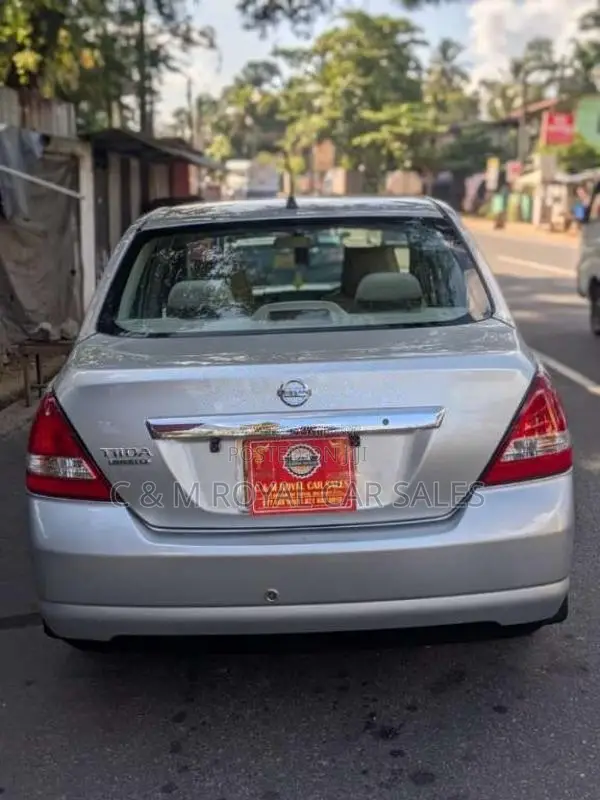 Nissan Tiida 2006 Car (Used)