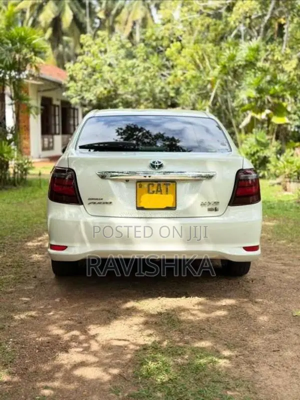 Toyota Axio Wxb 2016 Car (Used)