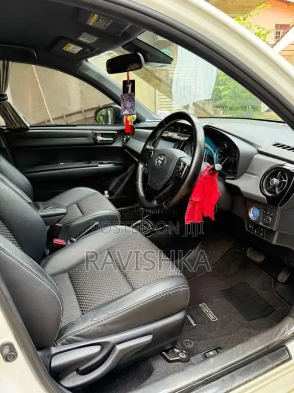 Toyota Axio Wxb 2016 Car (Used)