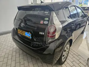 Toyota Aqua 2014 Car (Used)