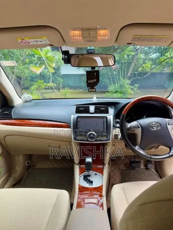 Toyota Premio 2013 Car (Used)