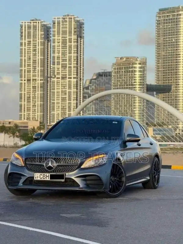 Mercedes-Benz C200 2019 Car (Used)
