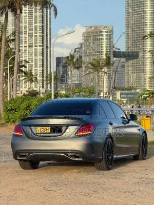 Mercedes-Benz C200 2019 Car (Used)