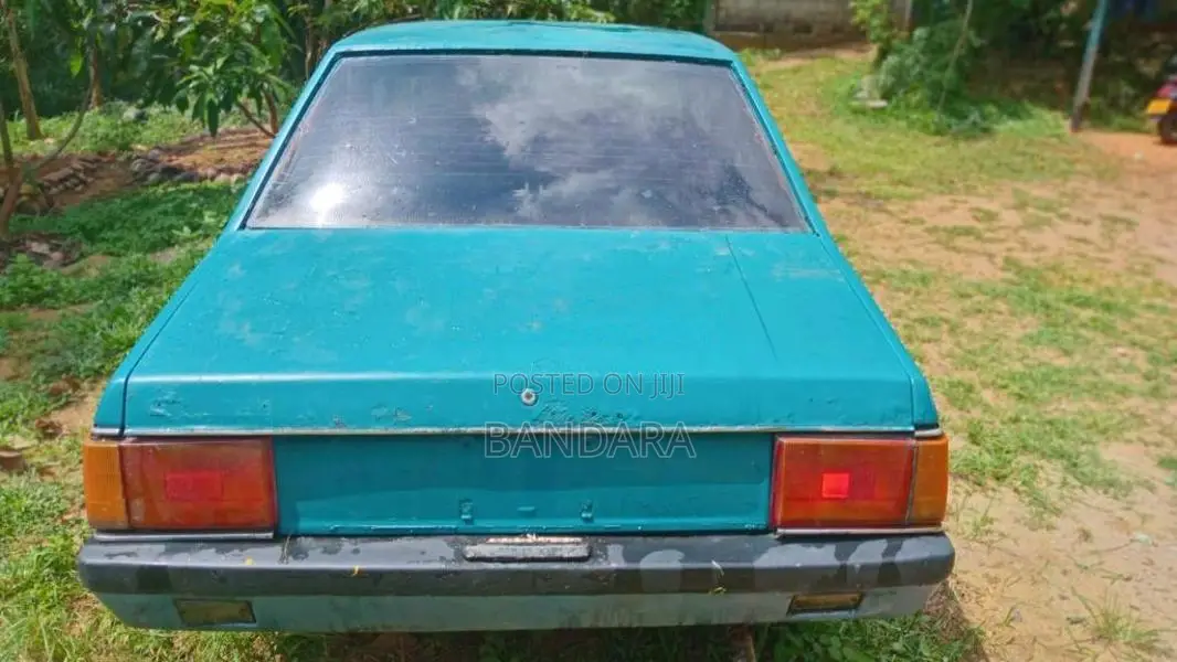 Mitsubishi LANCER BOX 1984 Car (Used)