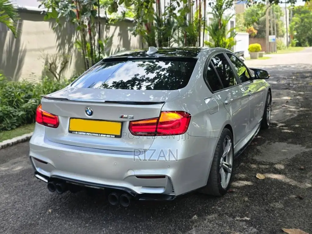 BMW 318i 2018 Car (Used)